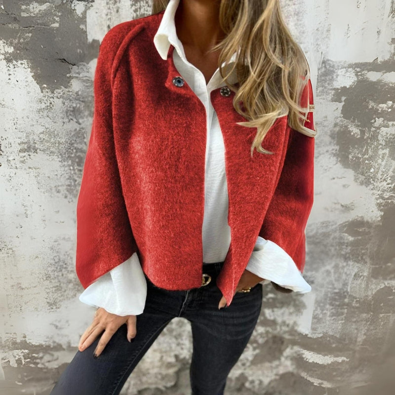 Chaqueta Corta "Cropped Comfort"
