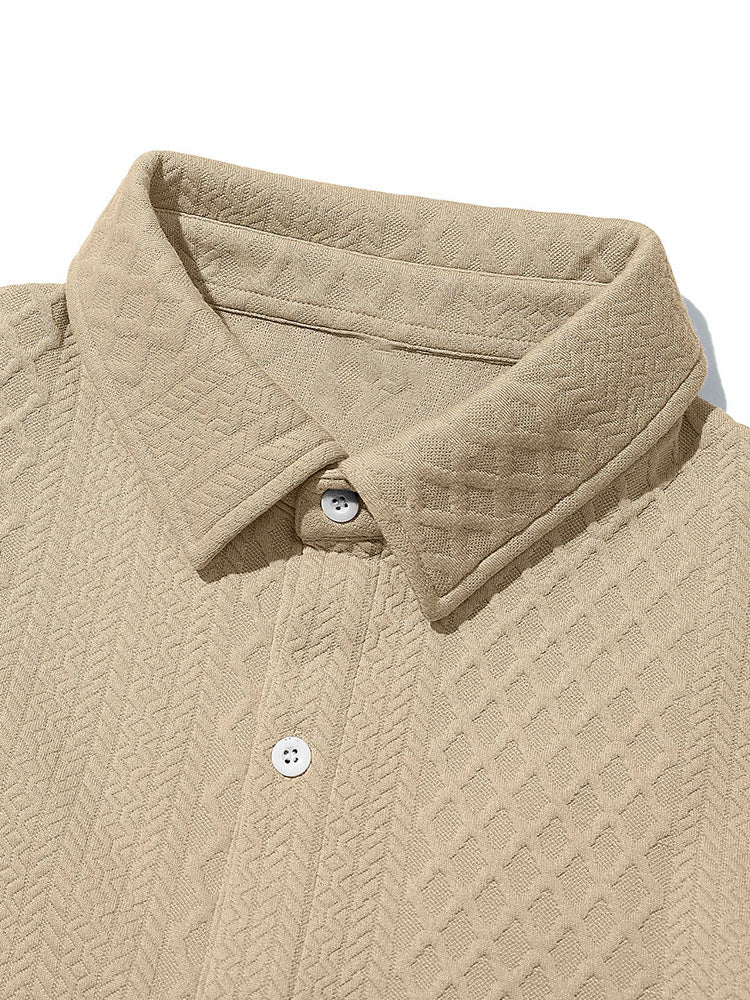 Camisa de manga larga con botones y jacquard gofrado