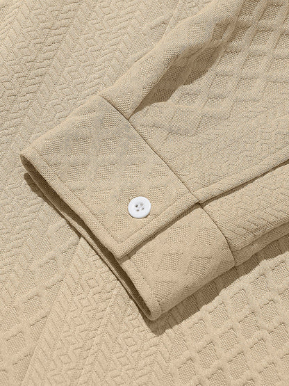Camisa de manga larga con botones y jacquard gofrado